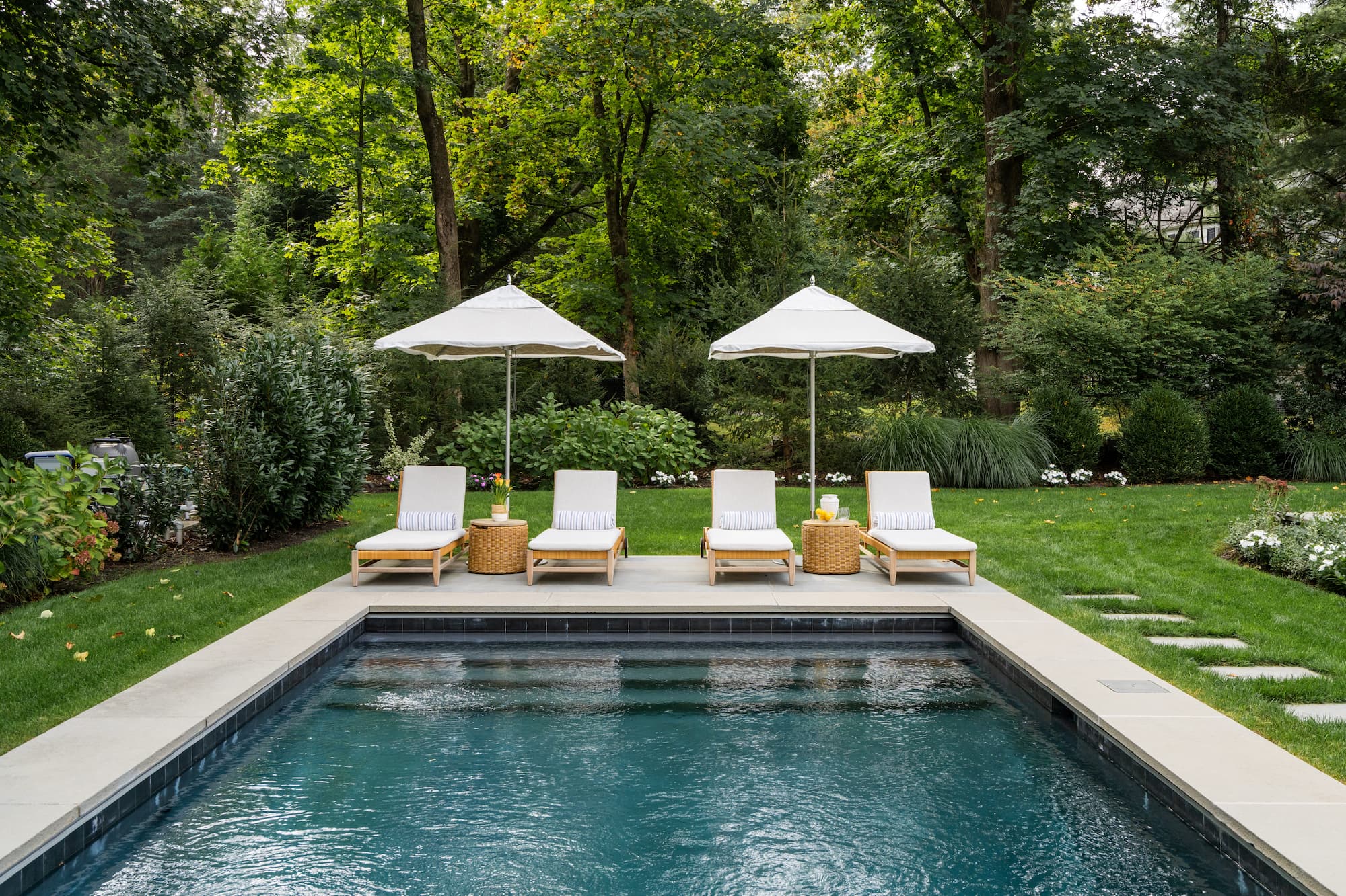 Commercial vs. Residential Umbrellas: What’s the Real Difference?