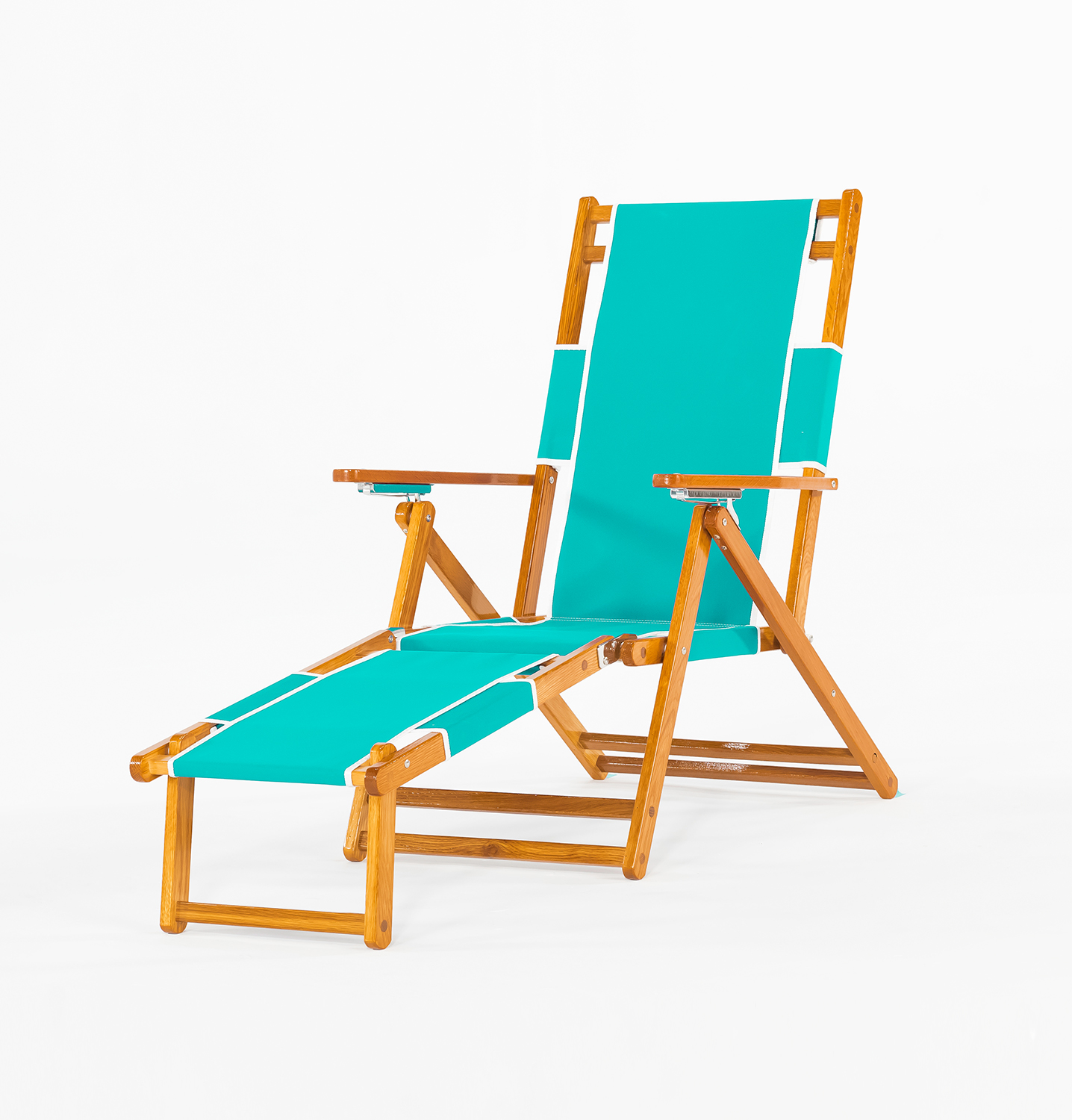 CB10-oakwood-lounger.jpg