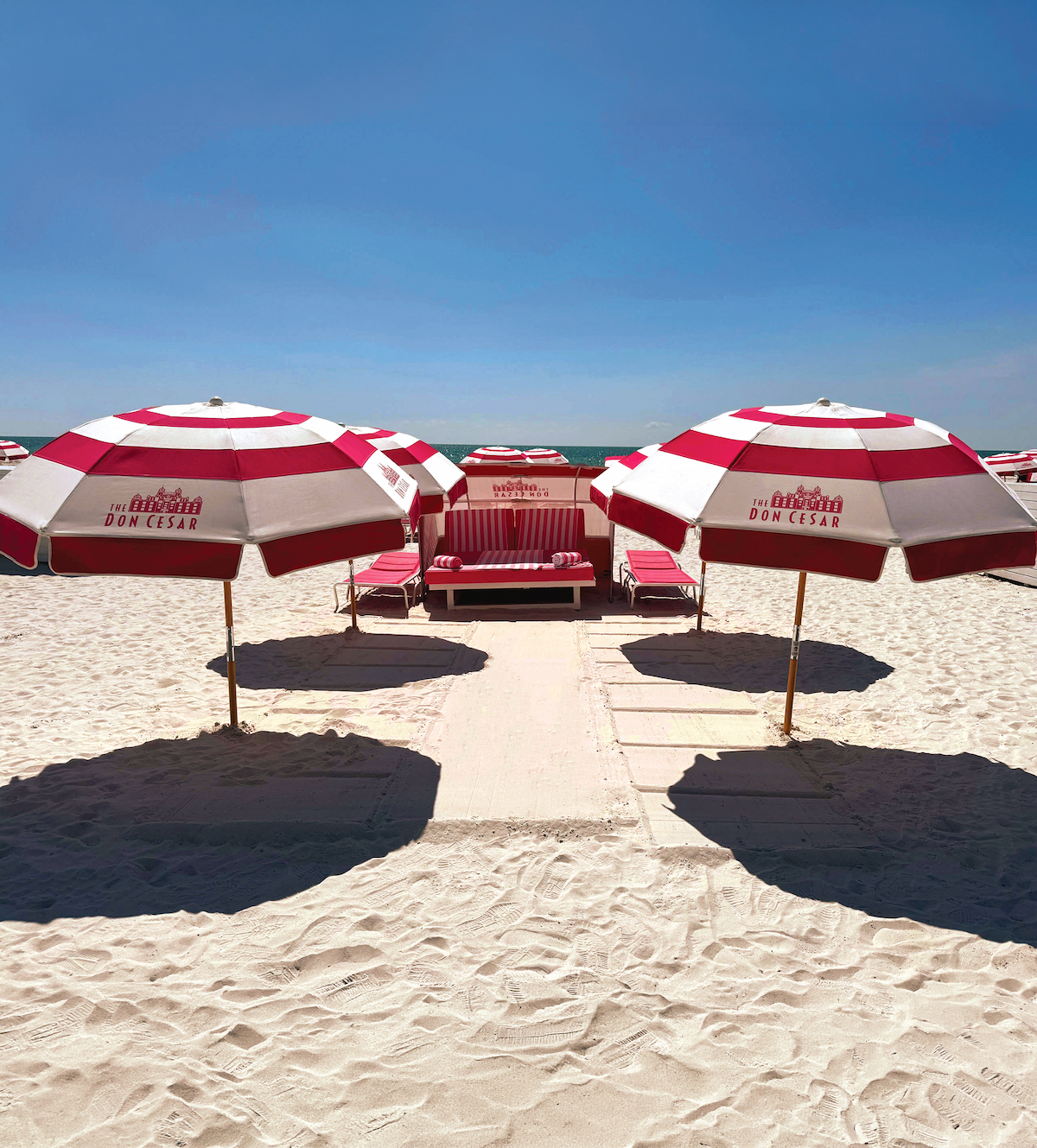 Custom-branded shade